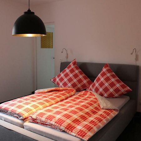 "Frosch & Fisch" Bed & Breakfast Himmelpfort Exterior photo